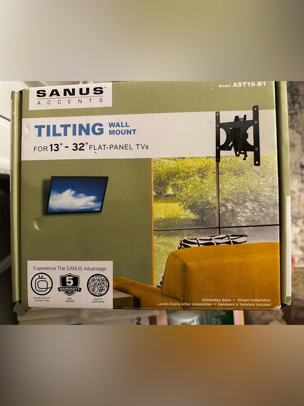 Sanuk TV Wall Mount